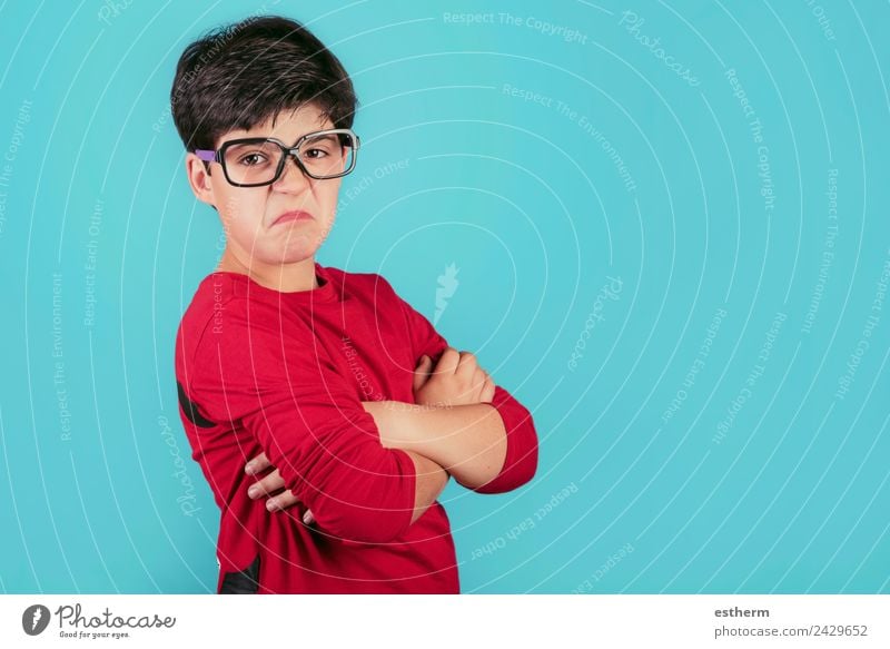 angry boy with glasses Human being Masculine Child Toddler Boy (child) Infancy 1 8 - 13 years Eyeglasses To talk Fitness Rebellious Gloomy Emotions Sadness
