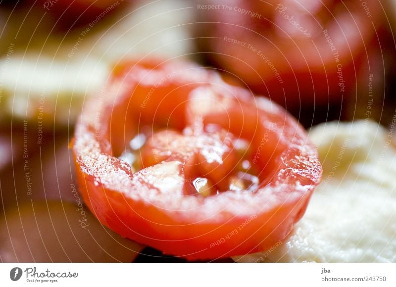 tomato Food Vegetable Tomato cherry tomato Nutrition Lunch Italian Food Lie Hideous Delicious Juicy Red Fast food Pizza Egg Bacon Colour photo