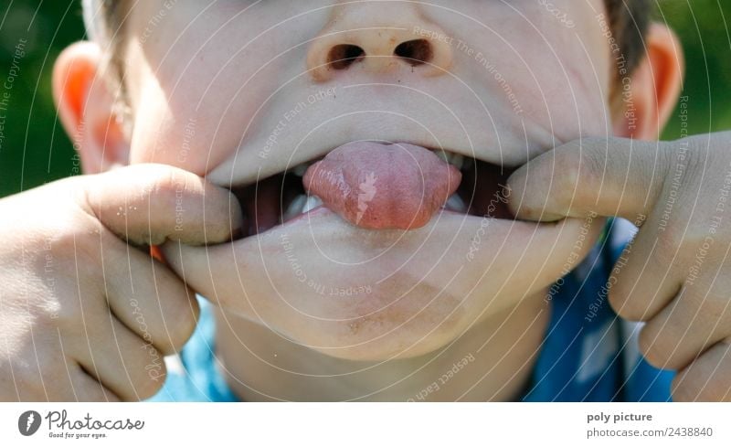[MD101] - Little boy sticks out his tongue! Lifestyle Joy Happy Adventure Feasts & Celebrations Fairs & Carnivals Parenting Education Kindergarten Child