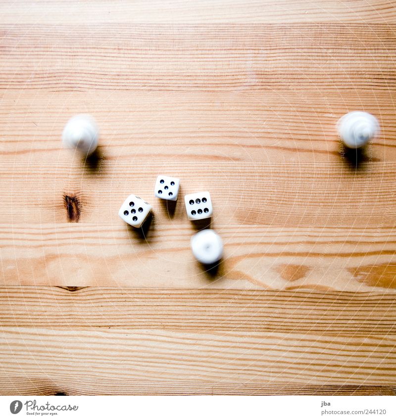 dice 5 6 Branch Esthetic Movement Brown Rotate Sharp-edged Elegant Speed Game of chance Gold Bright Wood Wood fiber Texture of wood Creativity Boredom Lie
