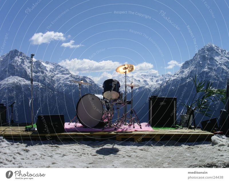almorchester Orchestra Drum set Leisure and hobbies Alps Mountain Loneliness String before the performance