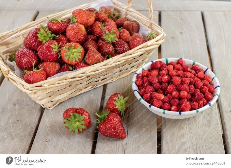 strawberry season Food Fruit Organic produce Eating Fresh Healthy Juicy Red To enjoy Wild strawberry Strawberry Fruity Table Basket Bowl Harvest Mature Summer