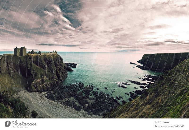 Stonehaven Castle Environment Nature Landscape Water Sky Clouds Summer Beautiful weather Mountain Coast Reef North Sea Ocean Ruin Wall (barrier) Wall (building)