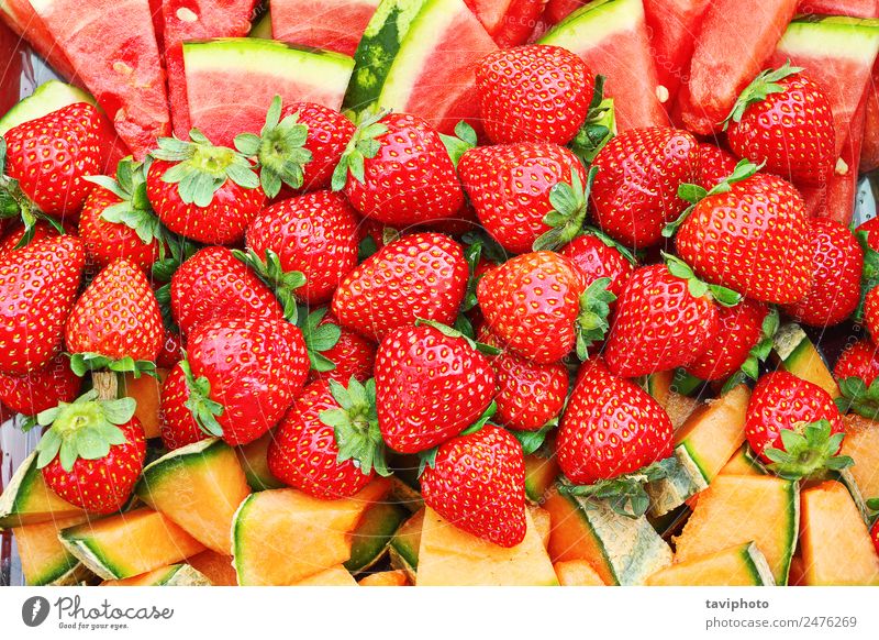 textured bunch of straberries Fruit Dessert Nutrition Eating Vegetarian diet Diet Beautiful Nature Glittering Fresh Delicious Natural Juicy Green Red Colour