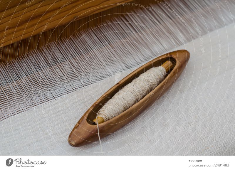 Handmade silk loom in La Palma Design Artist Cloth Soft White Canaries ball fiber field filament Self-made hank Horizontal Loom Production Raw Silk silkworm