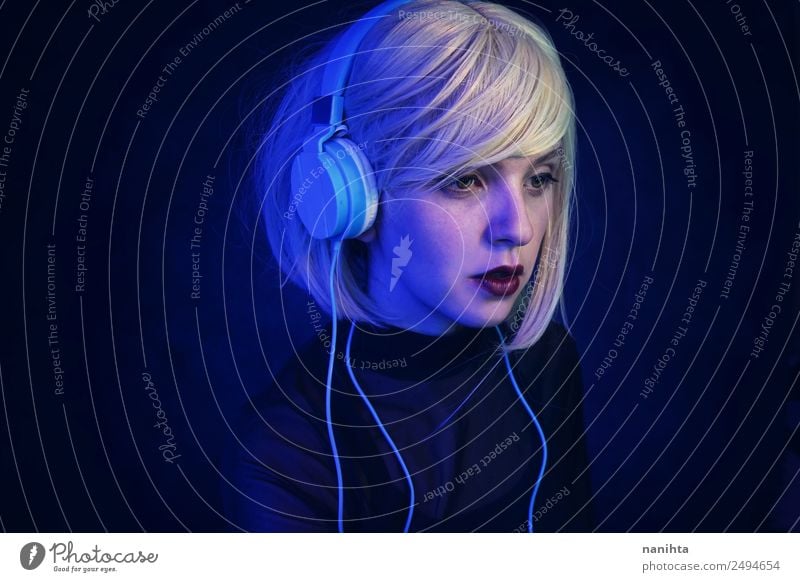 Futuristic portrait of an android Elegant Style Design Leisure and hobbies Night life Event Music Disc jockey Technology Entertainment electronics Advancement