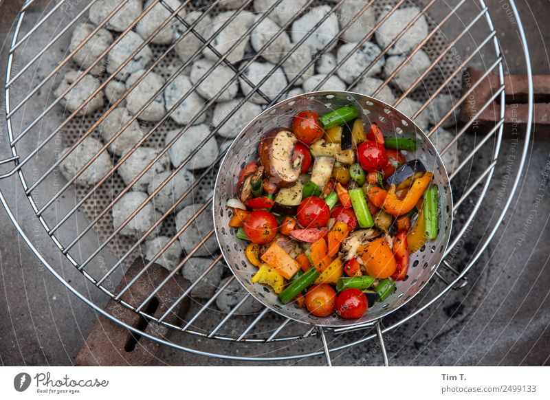 grilled vegetables Food Vegetable Nutrition Vegetarian diet Barbecue (apparatus) To enjoy Healthy Barbecue (event) BBQ Vegetable dish Colour photo Exterior shot