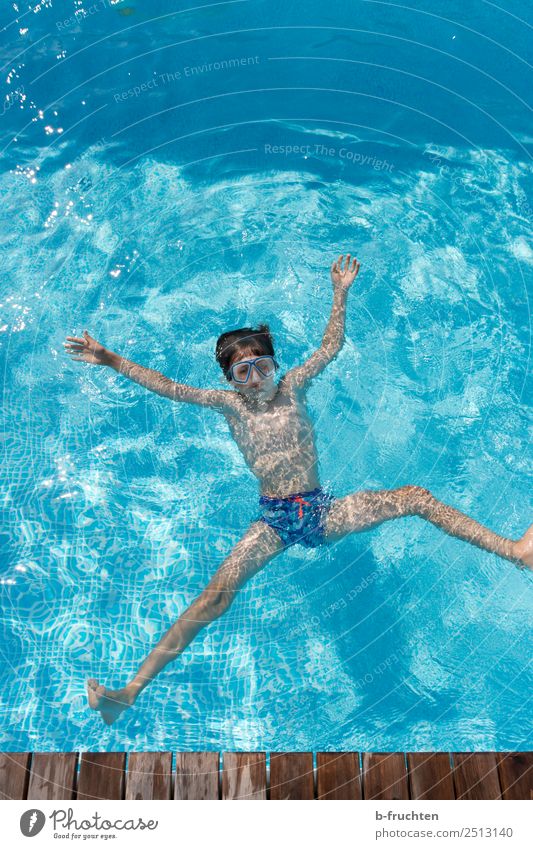Jump into the water Life Swimming pool Vacation & Travel Tourism Summer vacation Child Infancy Body 1 Human being 8 - 13 years Swimming & Bathing Relaxation