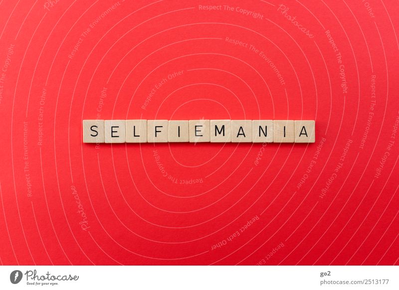 Selfiemania Leisure and hobbies Playing Youth culture Media New Media Internet Characters Communicate Red Conceited Society Identity Uniqueness Culture Life
