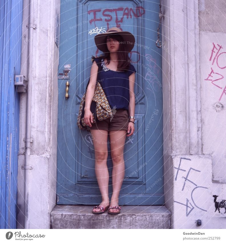 Marseille. Human being Feminine Young woman Youth (Young adults) Woman Adults 1 18 - 30 years Port City Downtown Old town House (Residential Structure)