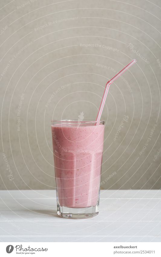 Strawberry smoothie Food Dairy Products Nutrition Beverage Juice Glass Lifestyle Hip & trendy Milkshake Strawberry shake Self-made Colour photo Interior shot