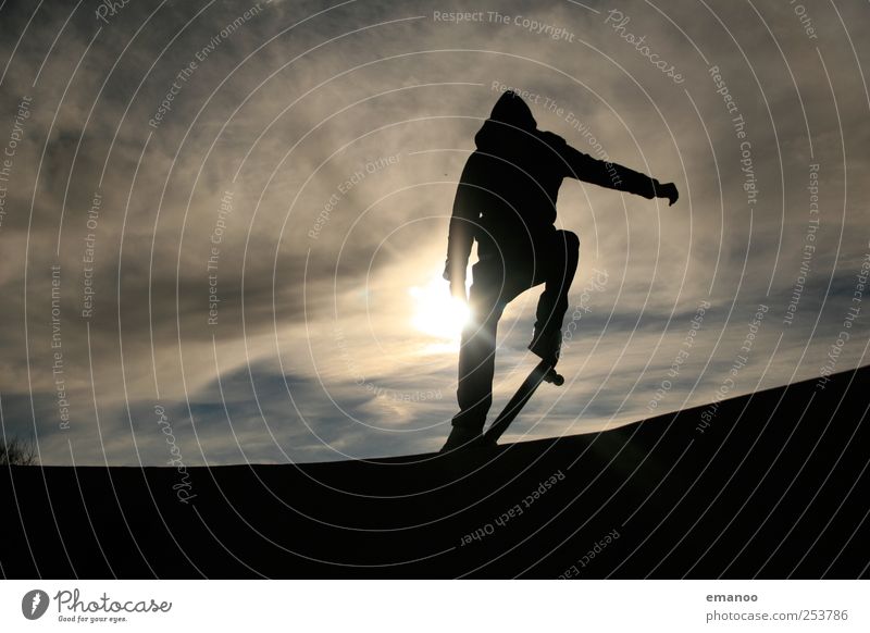 Pop. Lifestyle Style Joy Leisure and hobbies Sports Sportsperson Halfpipe Human being Masculine Young man Youth (Young adults) 1 Sky Clouds Movement Driving