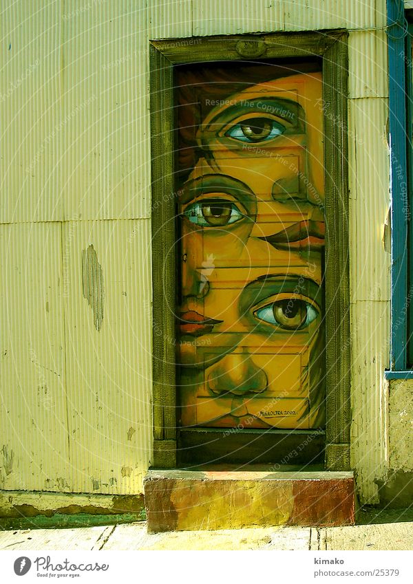 Valparaiso Door Art Valparaíso Architecture Colour Sudamérica America dooor paint Chile.