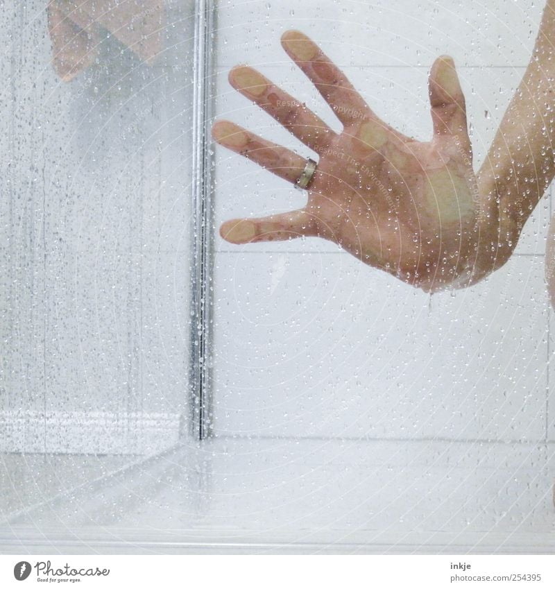 hand Personal hygiene Bathroom Take a shower Life Hand Palm of the hand 1 Human being Drops of water Shower (Installation) Touch Make Near Wet Clean Emotions