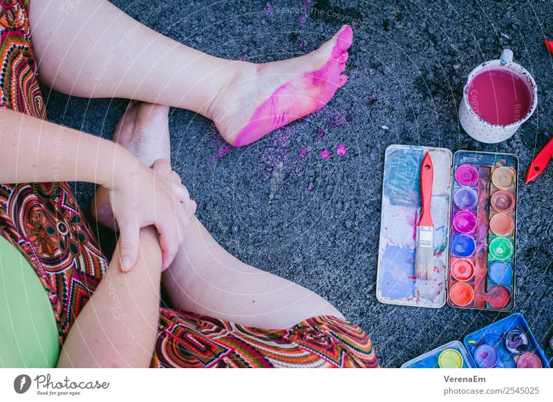 pink footsteps Handicraft Handcrafts Body Legs Feet 1 Human being 18 - 30 years Youth (Young adults) Adults 30 - 45 years Art Artist Painter Sit Esthetic