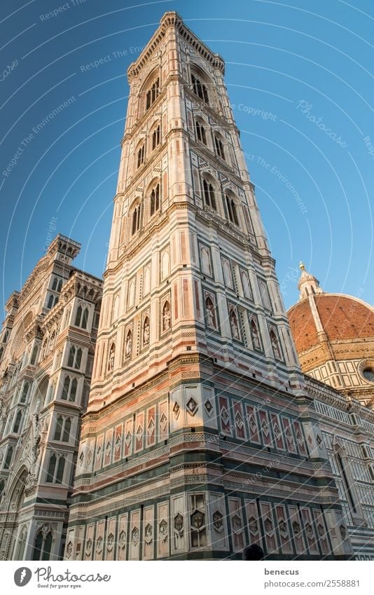 campanile Town Church Tower Manmade structures Building Architecture Tourist Attraction Landmark Historic Blue White Esthetic Target Marble Aligning Window