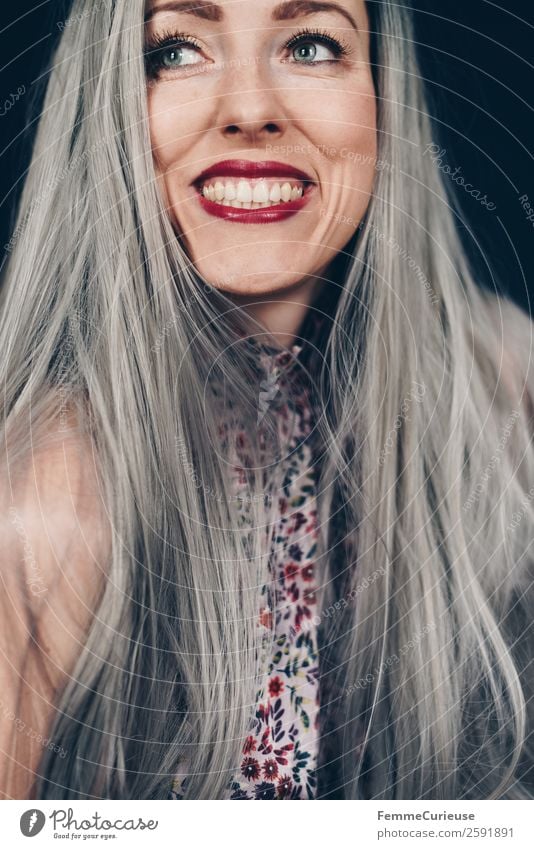 Woman with grey dyed hair Elegant Style Feminine Adults 1 Human being 18 - 30 years Youth (Young adults) 30 - 45 years Self-confident Colour Gray-haired