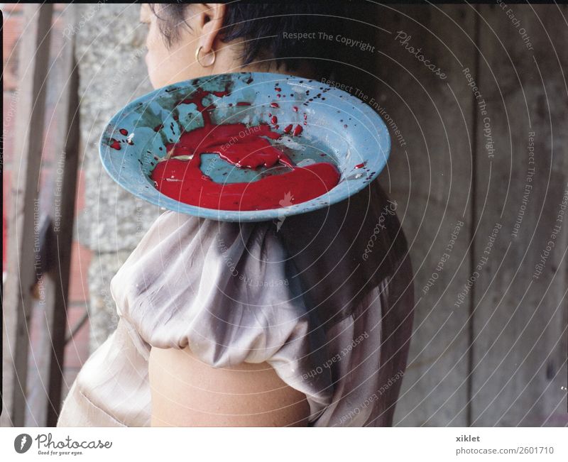 red Blood Organic produce Plate Woman Adults Face Arm 1 Human being Chicken To hold on Carrying Poverty Fluid Blue Red Appetite Horror Nerviness Contentment