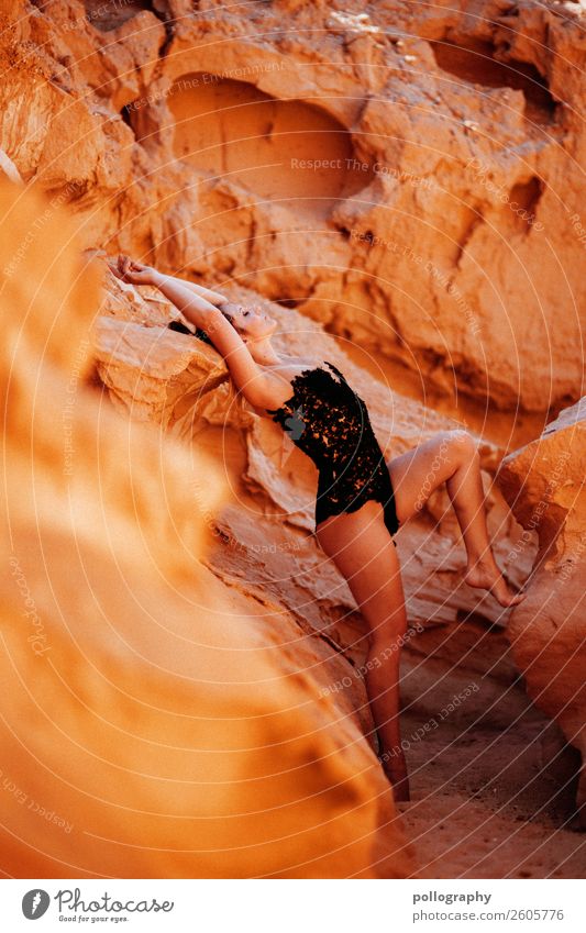 Canyon Girl I Lifestyle Shopping Elegant Style Beautiful Body Trip Adventure Freedom Feminine 1 Human being 18 - 30 years Youth (Young adults) Adults Art Nature
