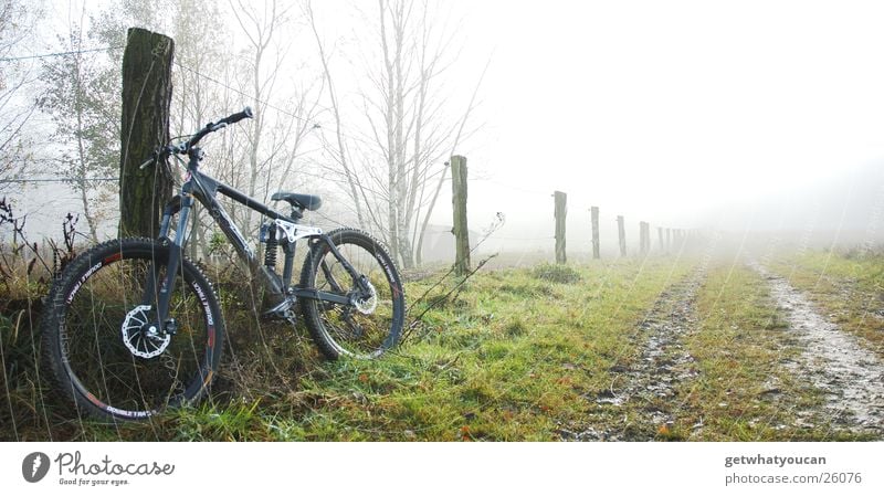 laundry Bicycle Autumn Fog Fence Mud Black Meadow Cold Extreme sports downhill Lanes & trails Technology Nature Mountain