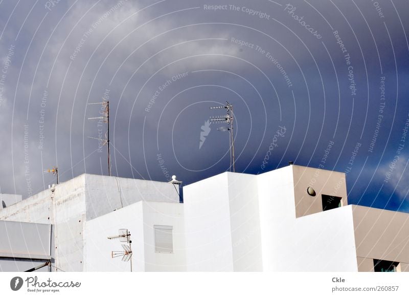 inhabited Flat (apartment) House (Residential Structure) Antenna Technology Information Technology Architecture Sky Clouds Climate "Arrecife Lanzarote" Spain
