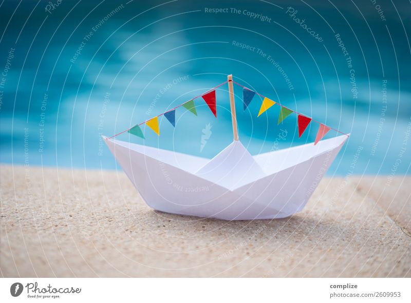 Party paper ship at the water's edge Lifestyle Happy Healthy Vacation & Travel Tourism Summer Summer vacation Sun Sunbathing Beach Feasts & Celebrations