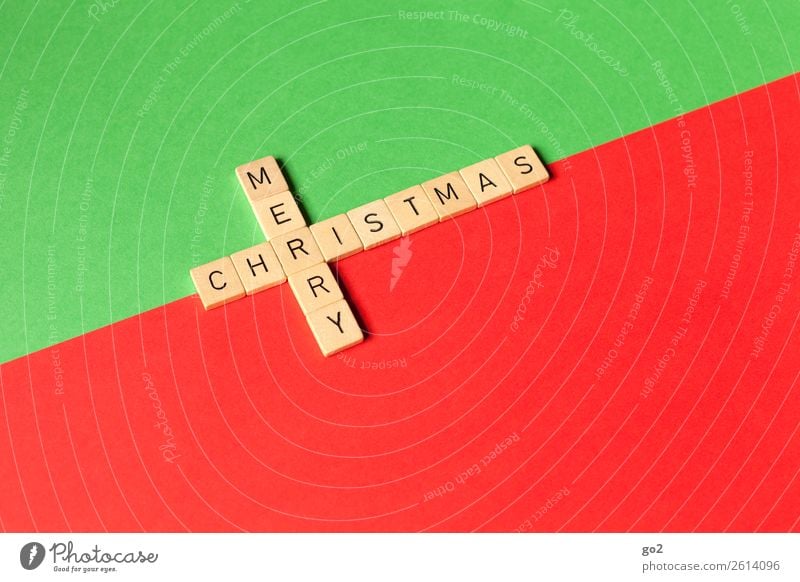 Merry Christmas Playing Board game Christmas & Advent Decoration Wood Sign Characters Esthetic Uniqueness Green Red Emotions Happy Happiness Anticipation Idea