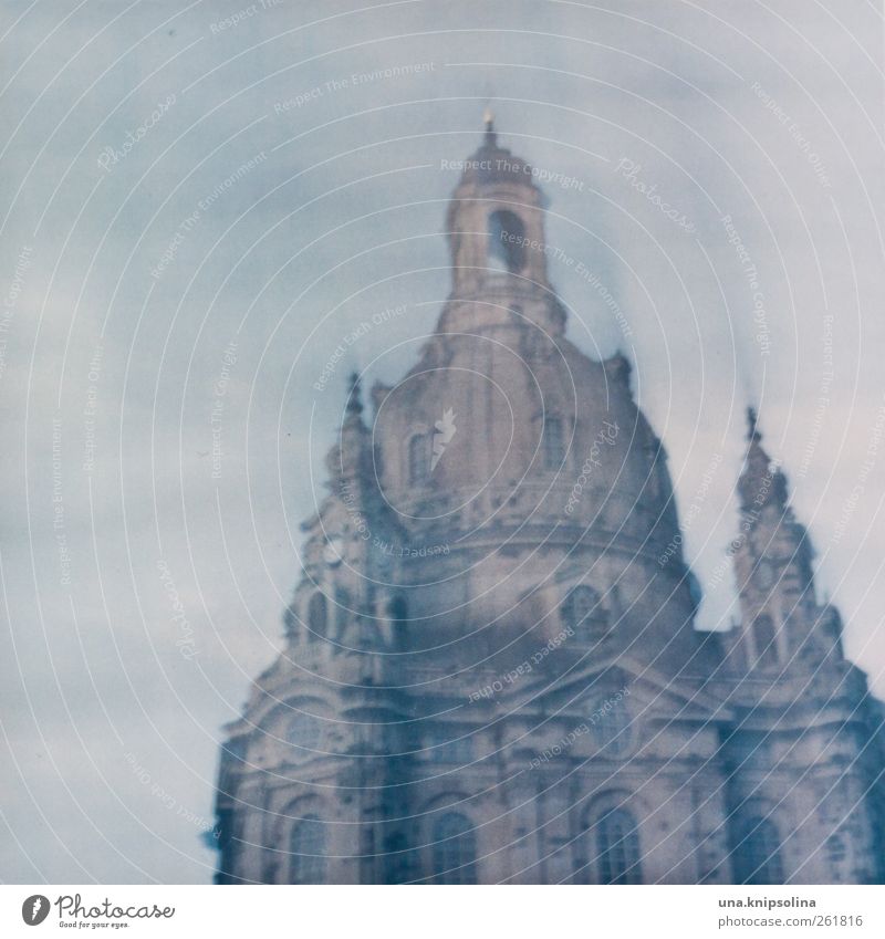 ..48 hours Dresden Town Old town Church Manmade structures Architecture Tourist Attraction Landmark Monument Frauenkirche Stone Gigantic Movement Eternity
