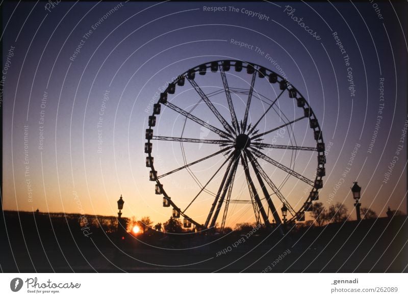 [333]A day in Paris begins... Lantern Ferris wheel Sunrise Vignetting Analog Frame Morning Warm-heartedness Amusement Park Anticipation Esthetic Contentment