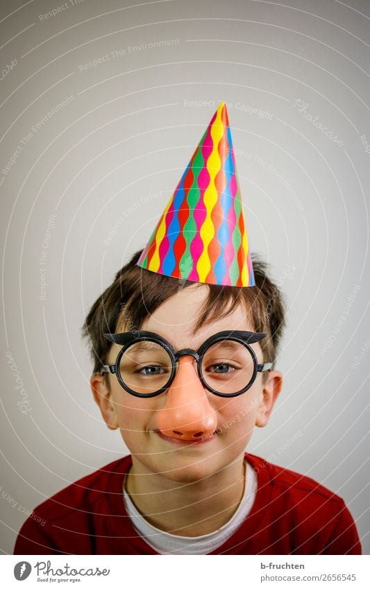 A bit of fun is a must Joy Party Event Feasts & Celebrations Carnival Fairs & Carnivals Child Face Nose 1 Human being Eyeglasses Hat Looking Brash Happiness