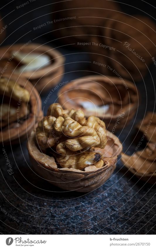 walnuts Food Vegetarian diet Slow food Healthy Eating Select Utilize Dark Natural To enjoy Nut Walnut Undo Edible nut Sheath Raw Delicious Colour photo