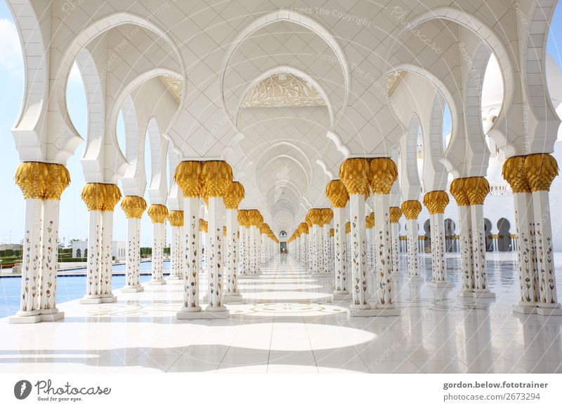 #Dubai/ pure romance Lifestyle Luxury Elegant Happy Vacation & Travel Tourism Summer Interior design Art Deserted Manmade structures Architecture