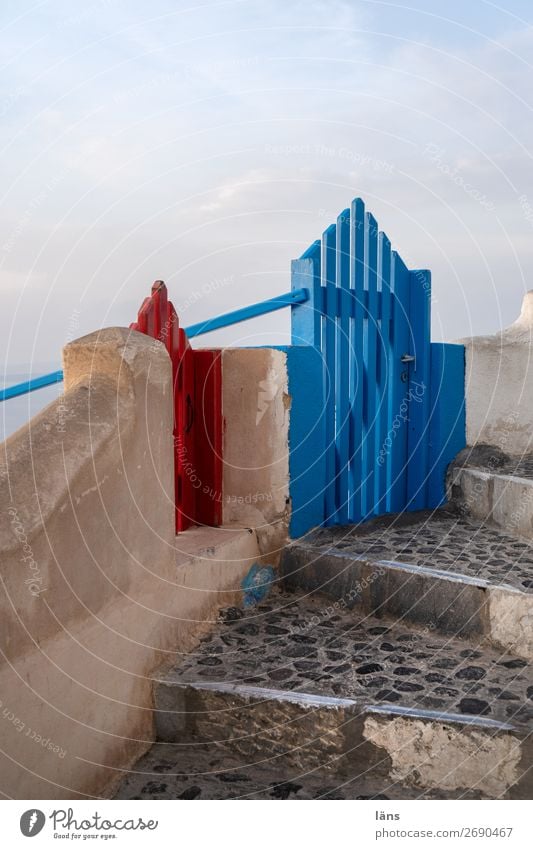 gates of heaven Flat (apartment) Sky Oia Small Town Outskirts Old town Gate Wall (barrier) Wall (building) Stairs Lanes & trails Together Beginning Mysterious