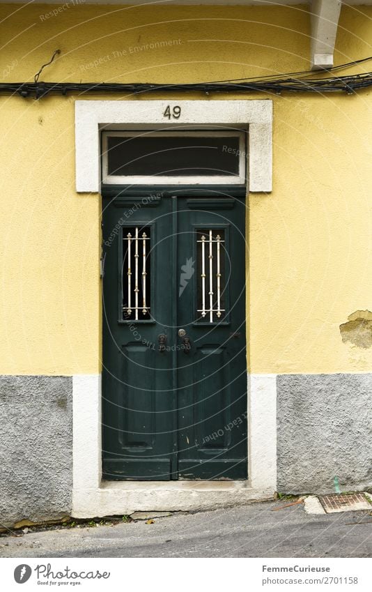 Door in Portugal House (Residential Structure) Vacation & Travel Living or residing Travel photography Lisbon Multicoloured Green Yellow Colour photo