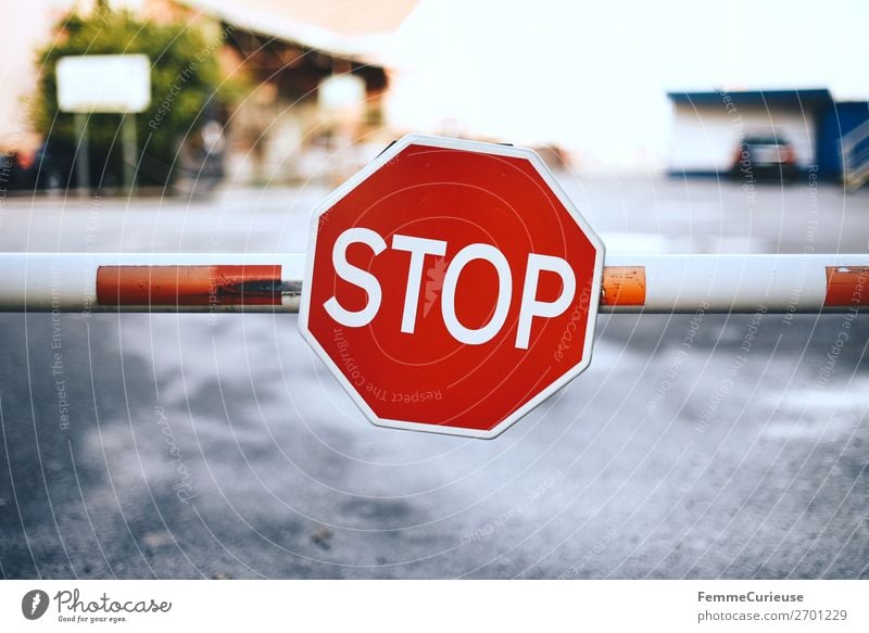Stop sign at barrier Sign Signs and labeling Signage Warning sign Road sign Communicate stop character Transport Control barrier Reddish white White Portugal