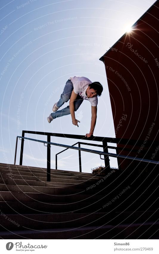 jump Lifestyle Style Athletic Fitness Leisure and hobbies Sun Sports Human being Young man Youth (Young adults) 1 18 - 30 years Adults Beautiful weather Stairs