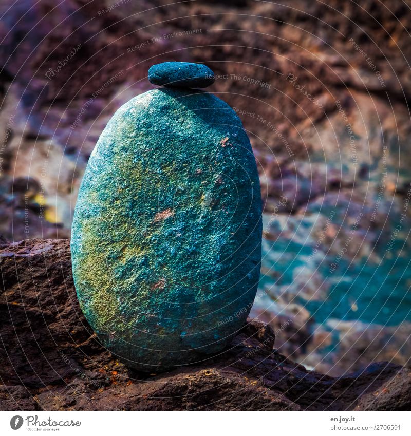 wobbly Art Work of art Sculpture Rock Stone Fat Round Turquoise Colour Contentment Kitsch Nature Precision Cairn Overweight Colour photo Multicoloured