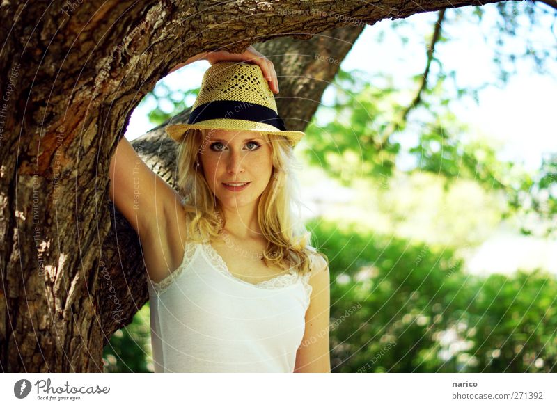 summertime X Feminine Young woman Youth (Young adults) Adults 1 Human being 18 - 30 years Nature Plant Tree Hat Straw hat Blonde Long-haired Relaxation Smiling