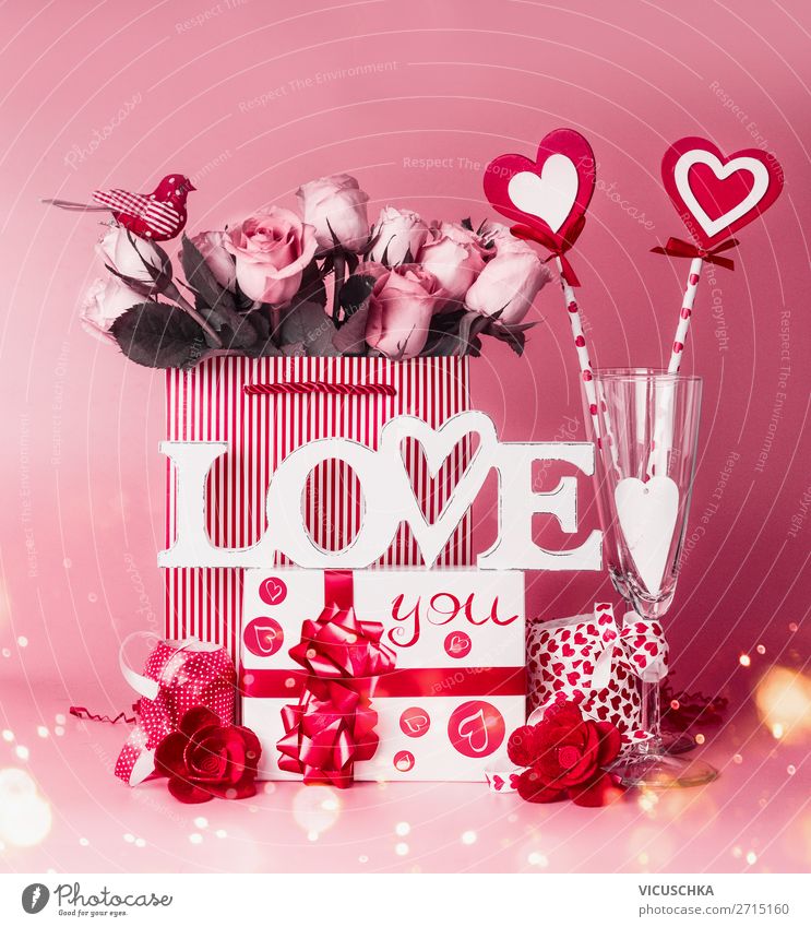 Romantic composition for the Valentine's Day Party Shopping Style Design Interior design Decoration Event Restaurant Feasts & Celebrations Bouquet Bow Heart
