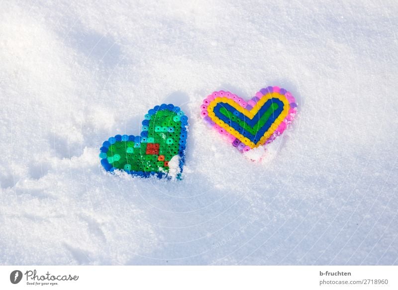 Hearts in the snow Winter Snow Sign Lie Friendliness Happiness Multicoloured Friendship Love Emotions beads Toys Handicraft Heart-shaped In pairs
