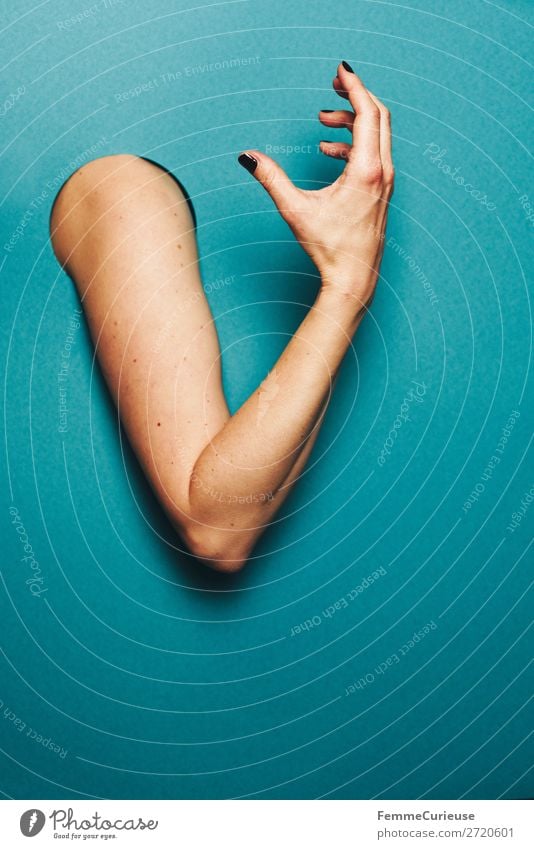 Upper arm of a woman Feminine 1 Human being Communicate Gesture Expression To talk Arm Hand Fingers Turquoise Circle Hollow Colour photo Studio shot