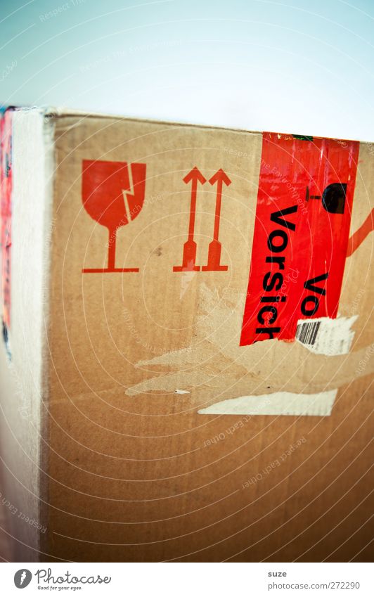 cardboard Moving (to change residence) Glass Characters Signage Warning sign Arrow Simple Red Cardboard Typography Warning label Label Adhesive tape