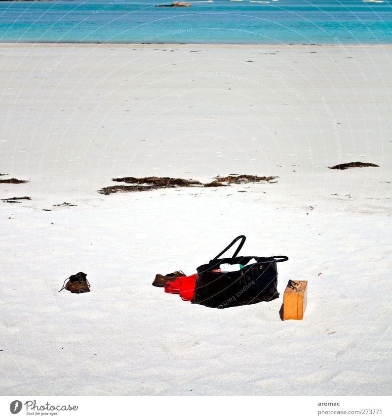 Small hand luggage Sand Summer Beach Ocean Swimming & Bathing Vacation & Travel Handbag Bag Boules Colour photo Multicoloured Exterior shot Deserted Day