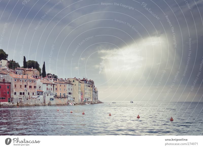 ray of hope Senses Relaxation Calm Vacation & Travel Summer Ocean Island Waves Environment Nature Water Clouds Beautiful weather Coast Rovinj Town