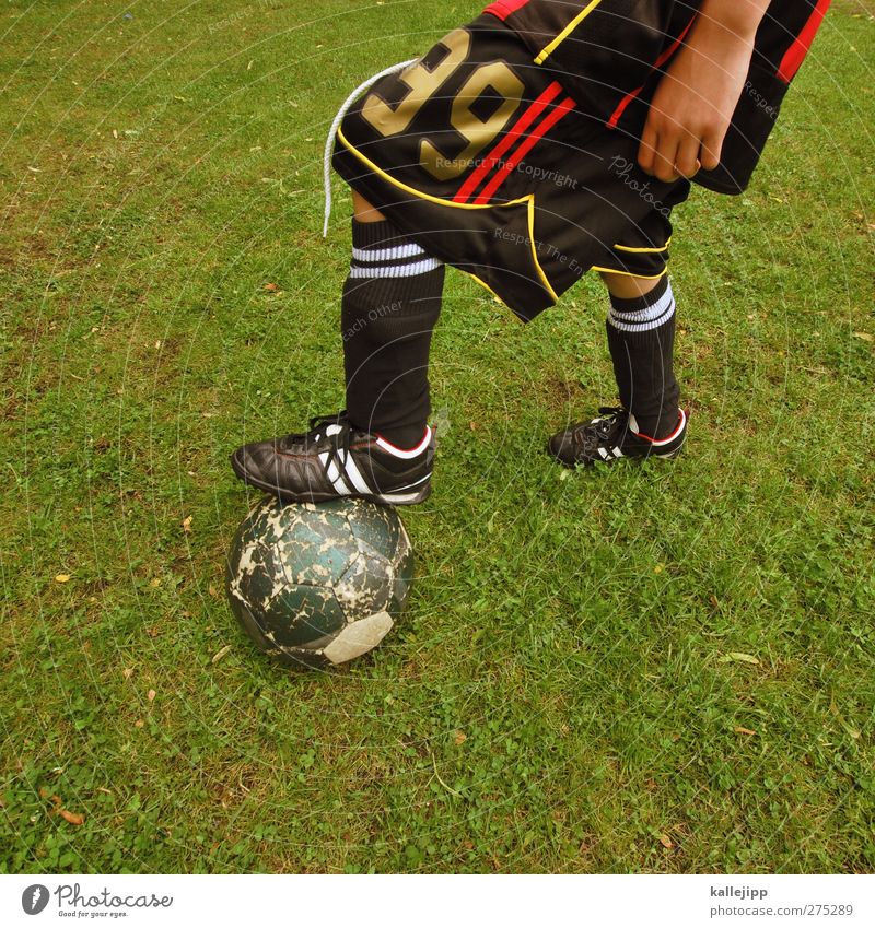ronaldo Lifestyle Leisure and hobbies Playing Sports Fitness Sports Training Ball sports Foot ball Sporting Complex Football pitch Boy (child) 1 Human being