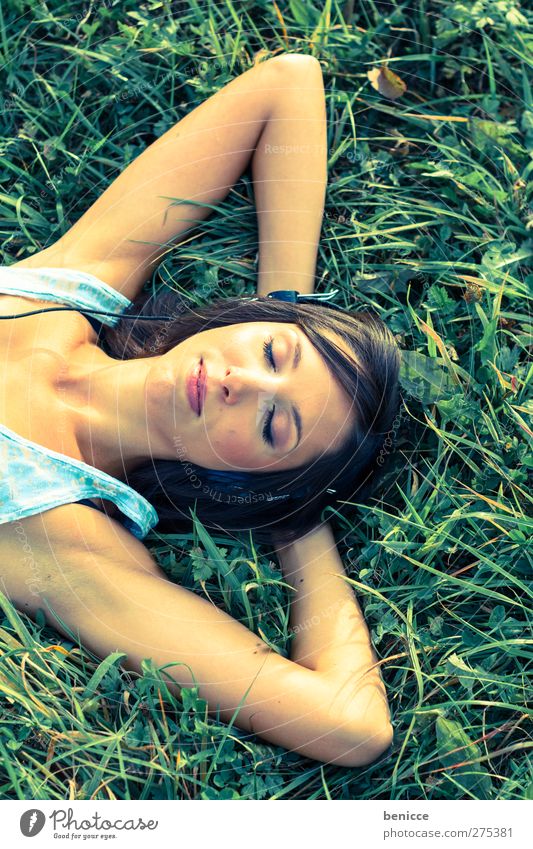 relax ! its summer Woman Human being Meadow Lie Grass Contentment Relaxation Eyes Closed Sleep Summer Bird's-eye view Loneliness 1 Person Young woman Face