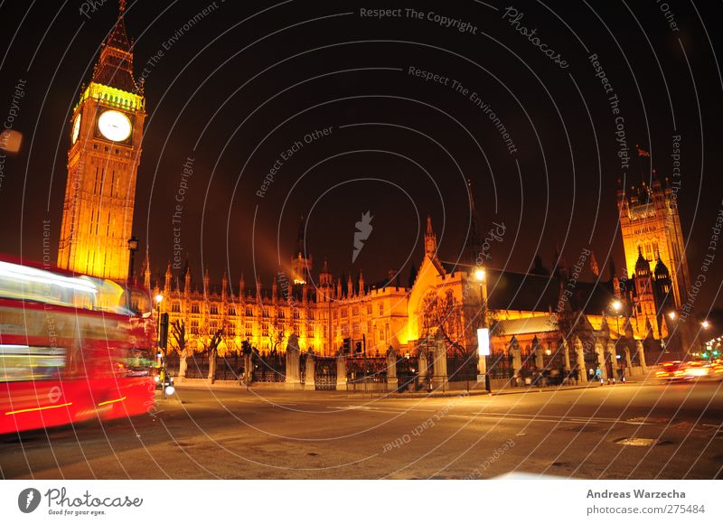 Big Ben Work of art Culture Capital city Places Tower Manmade structures Architecture Tourist Attraction Bus travel Street Crossroads Clock Old Large Tall