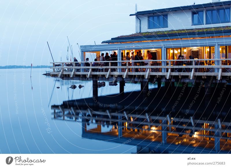 Lake Cospuden Human being Crowd of people Culture Event Water Summer Beautiful weather River bank Port City House (Residential Structure) Balcony Terrace Wood