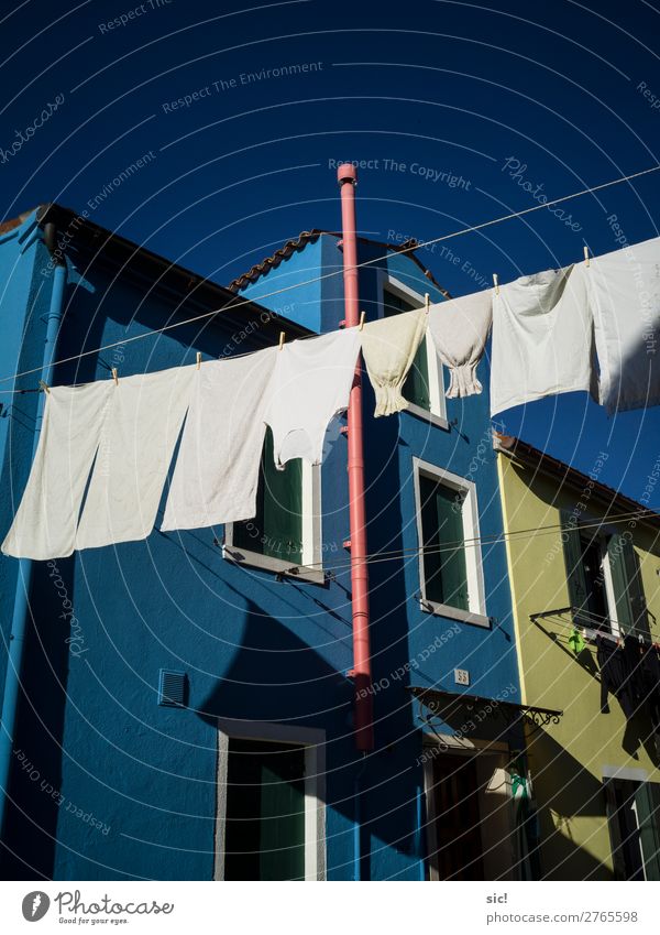 washing day Vacation & Travel Tourism Trip City trip House (Residential Structure) Rope Cloudless sky Burano Italy Europe Village Architecture Wall (barrier)