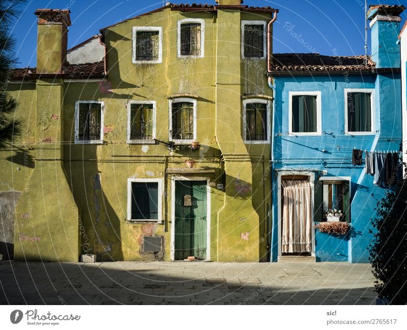 Burano 01 Vacation & Travel Tourism Trip Sightseeing City trip House (Residential Structure) Cloudless sky Beautiful weather Ocean Adriatic Sea Island Italy